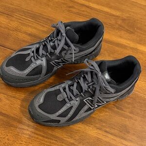 Men's New Balance Seakers